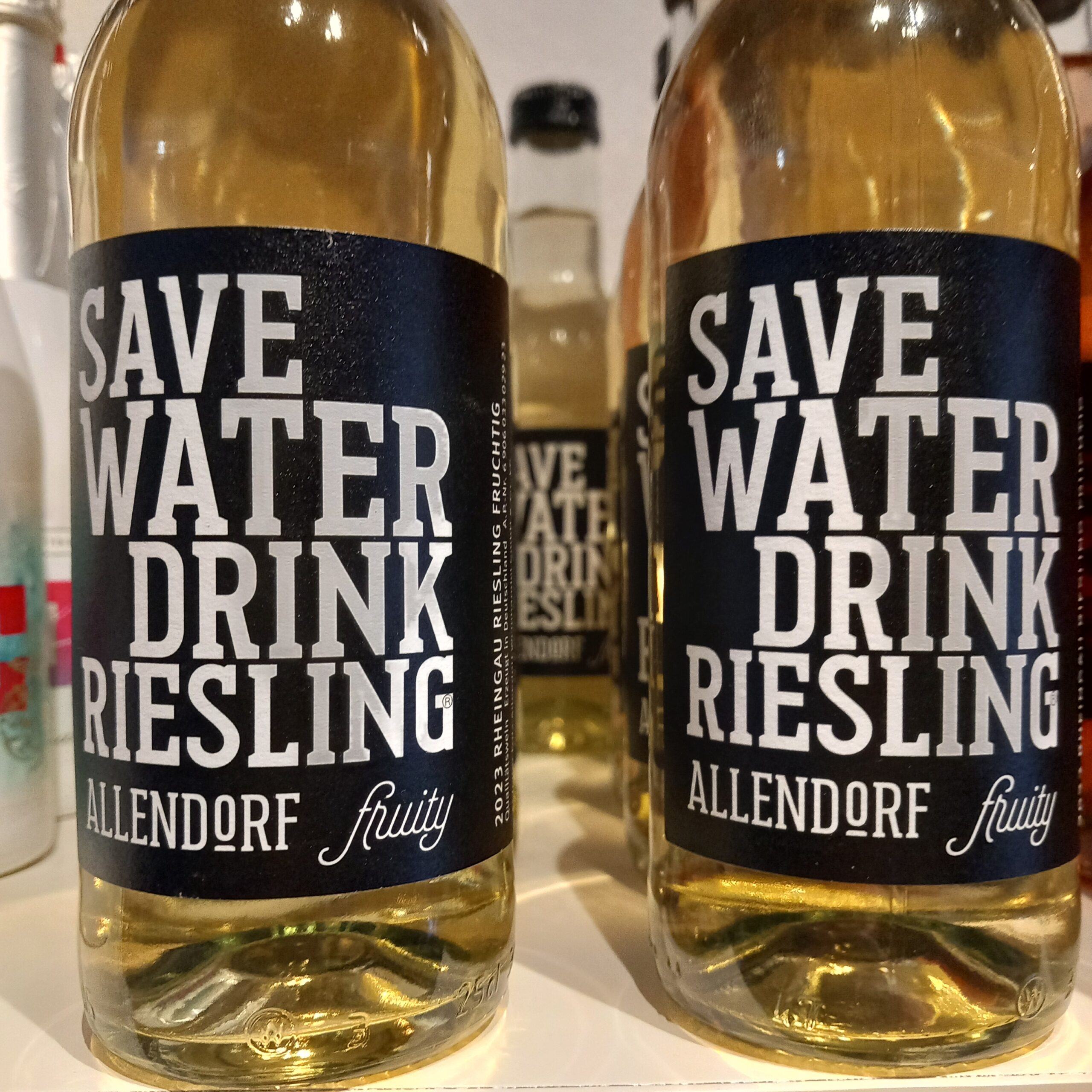 Save Water ... fruity Riesling, 0,25L, lieblich, Allendorf